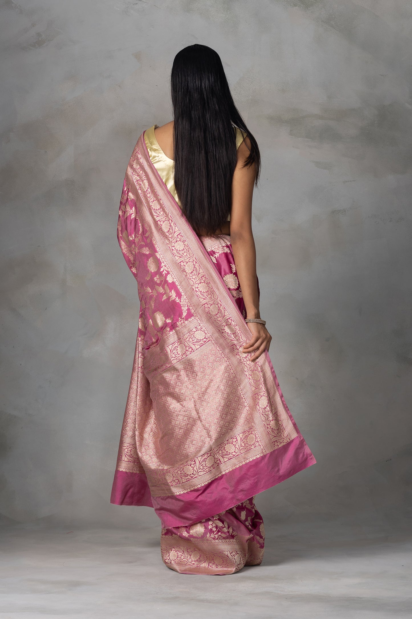 Elegant Rose Pink Banarasi Silk Saree with Gold Zari Work