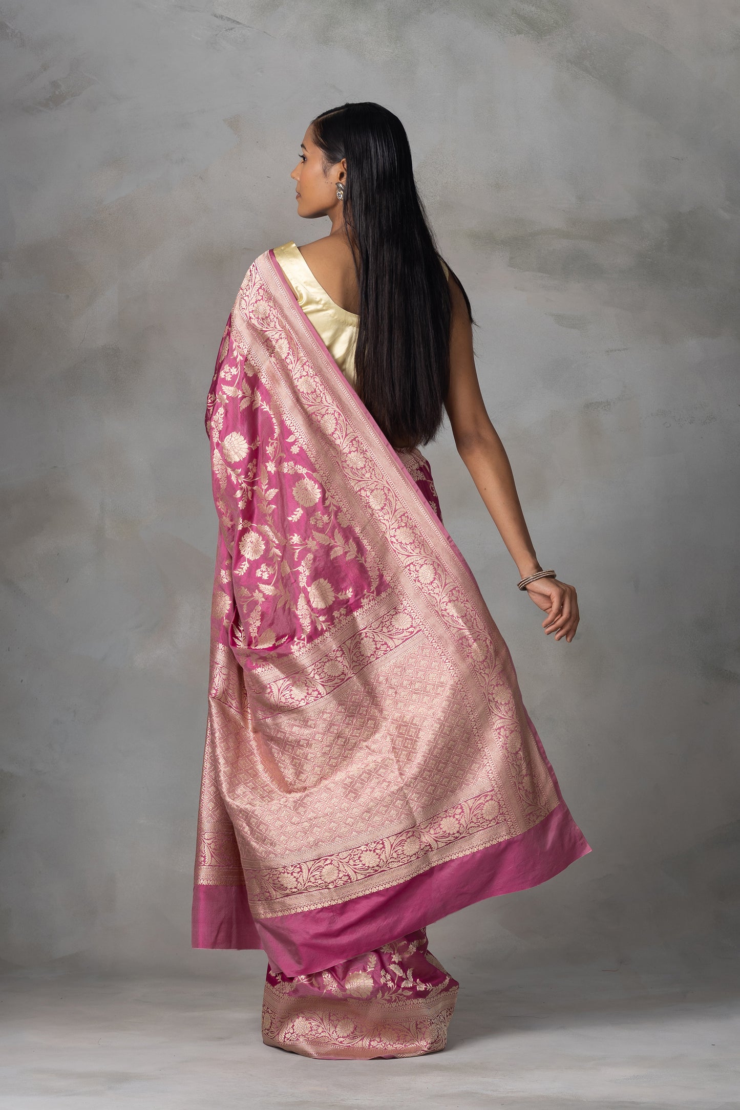 Elegant Rose Pink Banarasi Silk Saree with Gold Zari Work