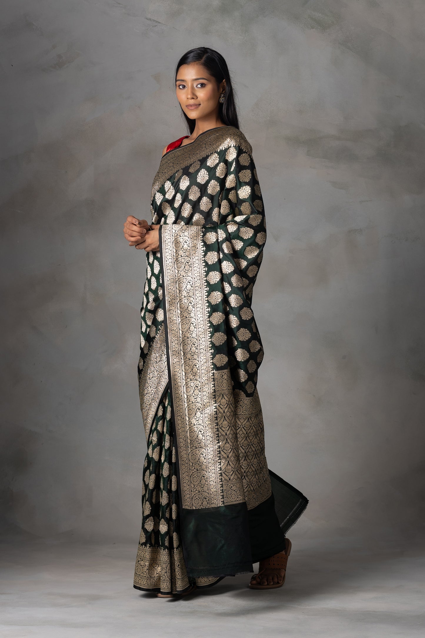 Midnight Green Kadiyal Banarasi Silk Saree with Zari Work