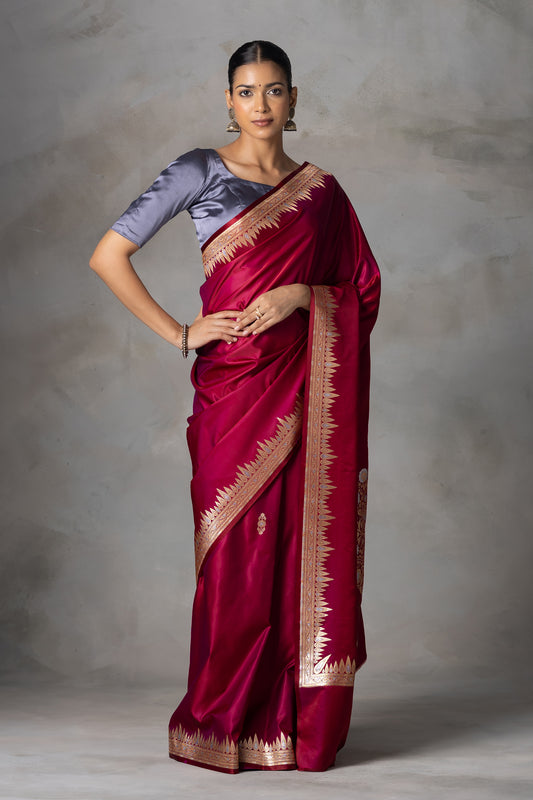 Magenta Banarasi Silk Saree with Golden Zari Border & Pallu
