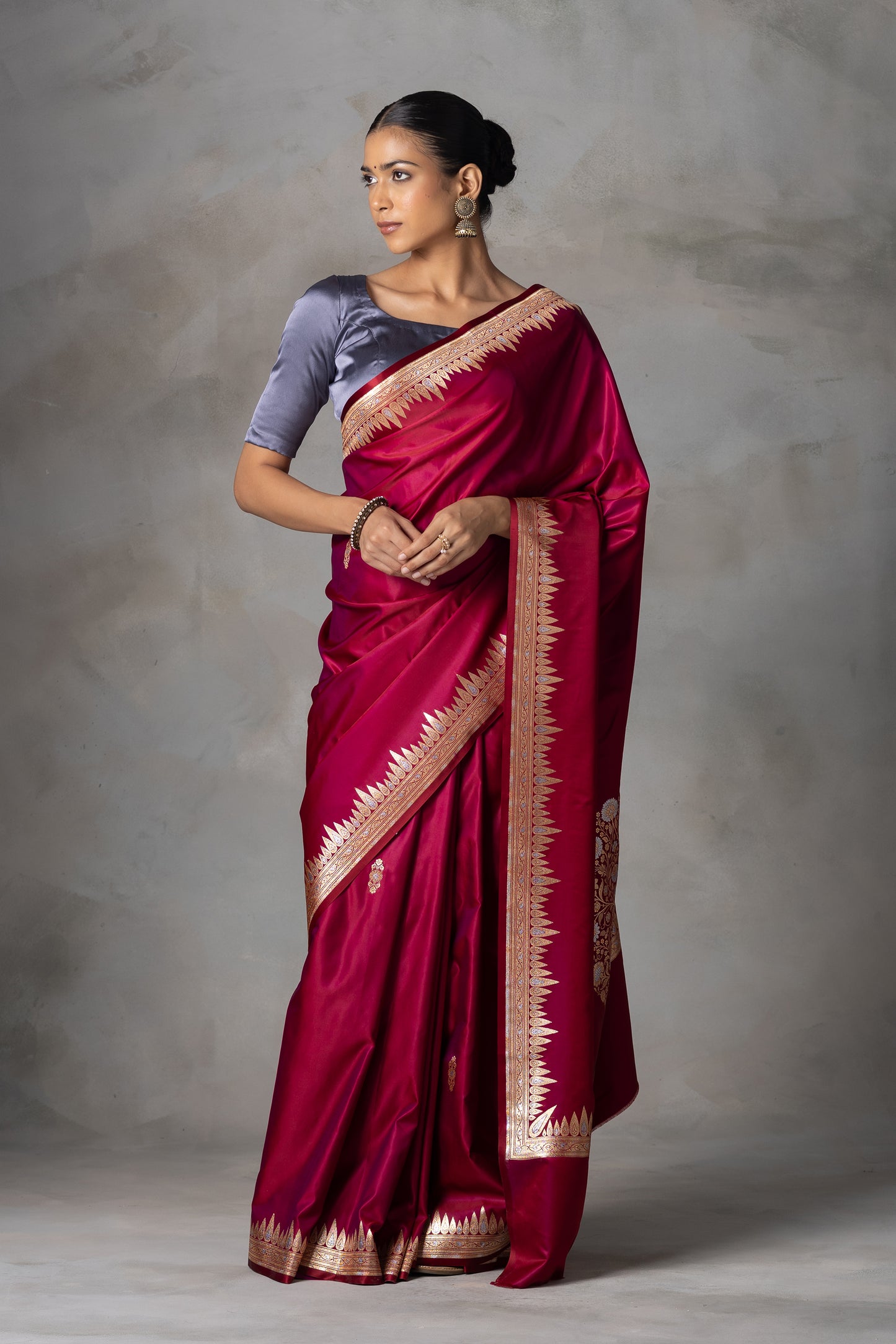 Magenta Banarasi Silk Saree with Golden Zari Border & Pallu