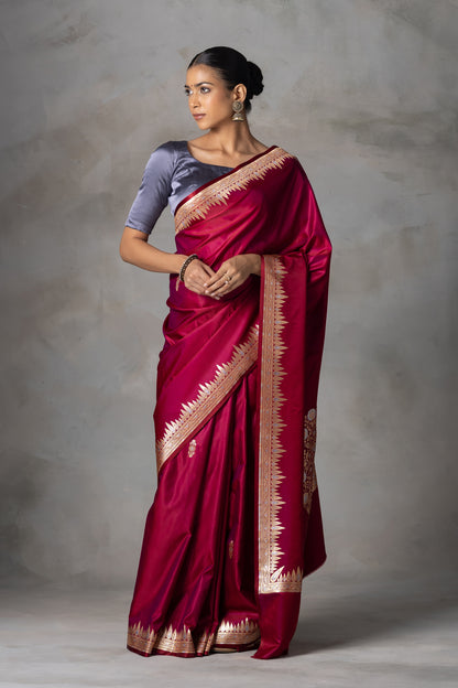 Magenta Banarasi Silk Saree with Golden Zari Border & Pallu