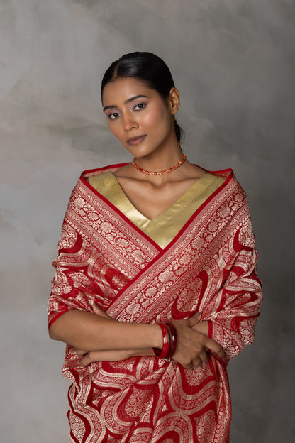 Classic Red Banarasi Georgette (Chiffon) Saree with Golden Zari Weaving